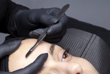 What Is Dermablading And Why It’s Price Your Consideration